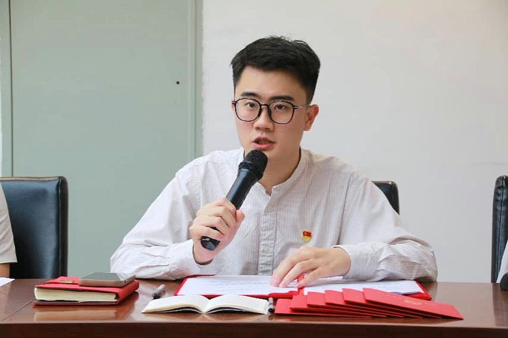支部书记总结.jpg